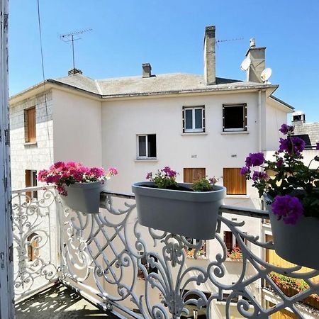 Appartement Haussmannien Proche Gare Chartres Exteriör bild