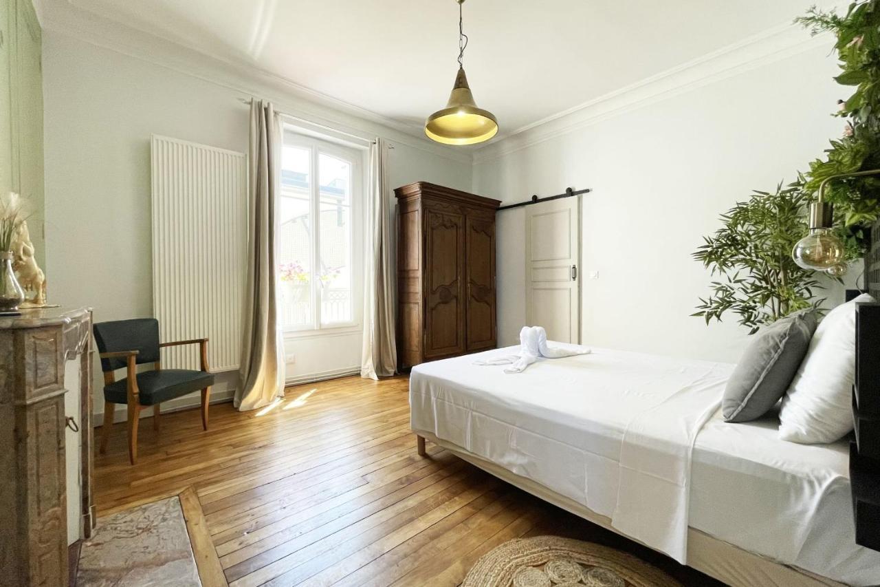 Appartement Haussmannien Proche Gare Chartres Exteriör bild